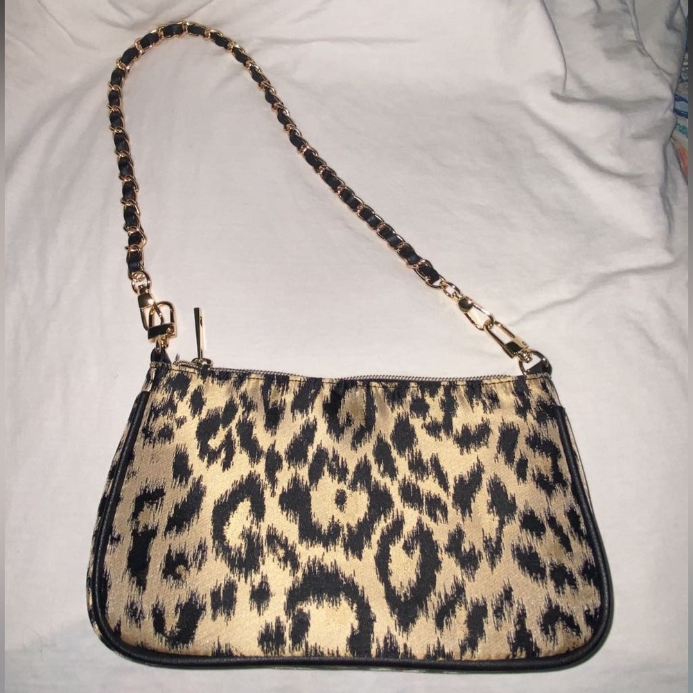 Cheetah Print Handbag with Gold Colored Metal Strap